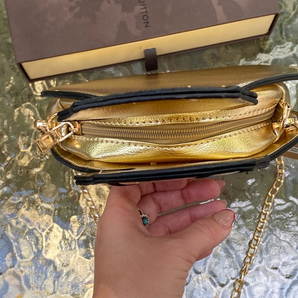 Hello 3 AM Gold Money Bag Crossbody Clutch - Picture 6 of 13